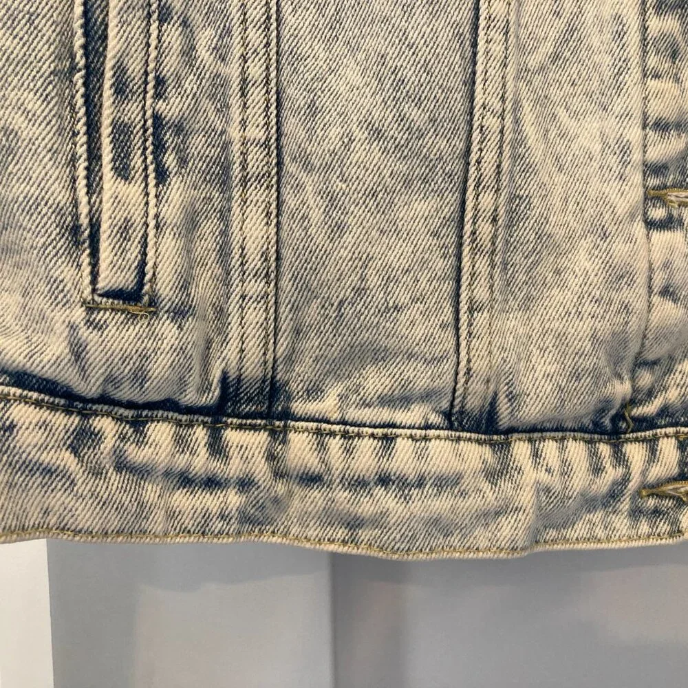 Ashley Vintage Charm | Acid Wash Denim Jacket | Large - Picture 4 of 8